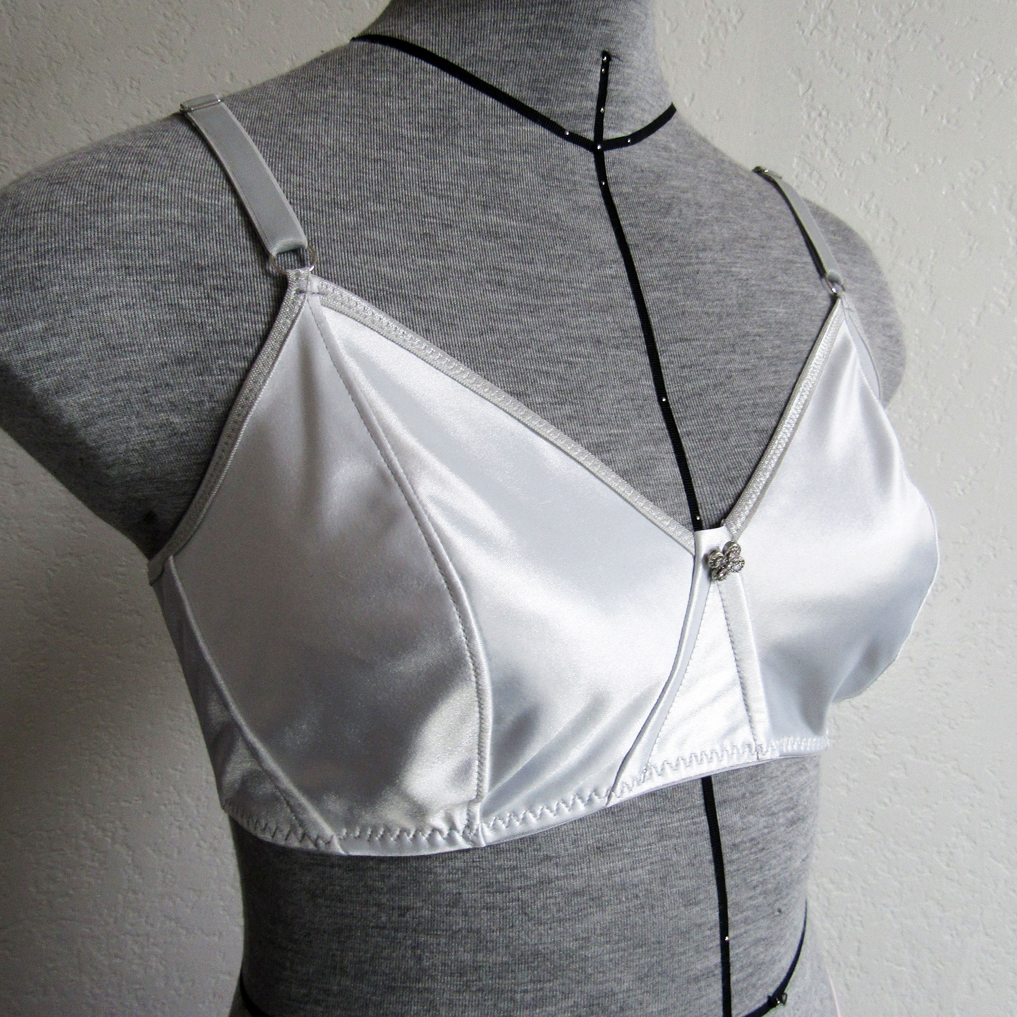 Fabric Stretch in Bramaking